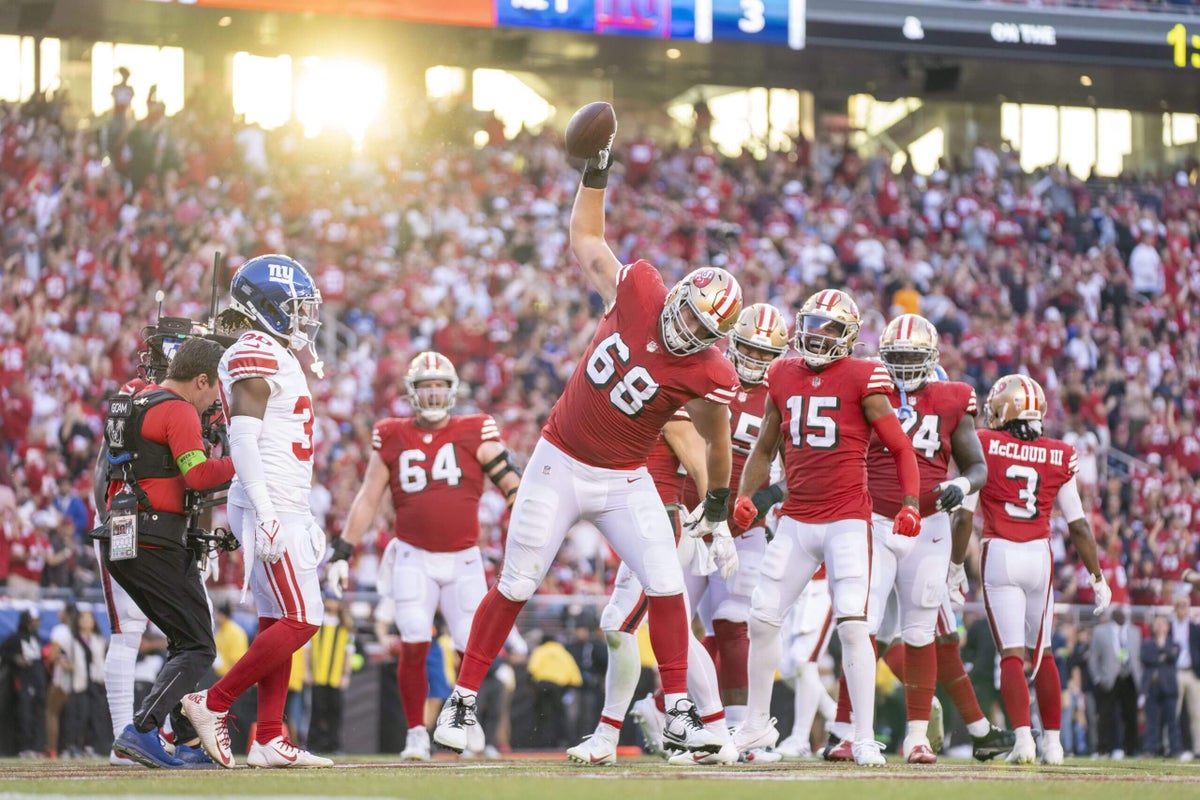 49ers make uniform switch for what’s expected to be hottest game in Levi’s Stadium history