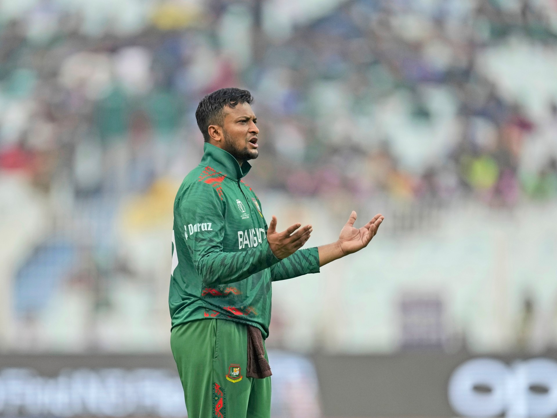 Bangladeshi cricketer Shakib Al Hasan’s fans attacked by rivals in Dhaka | Cricket News