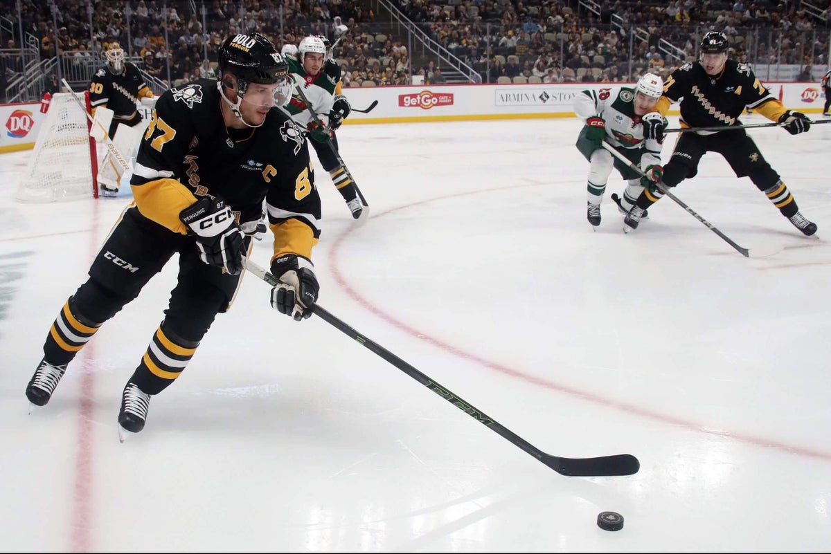 Desperate Penguins can’t even get boost from Sidney Crosby, Evgeni Malkin on same line