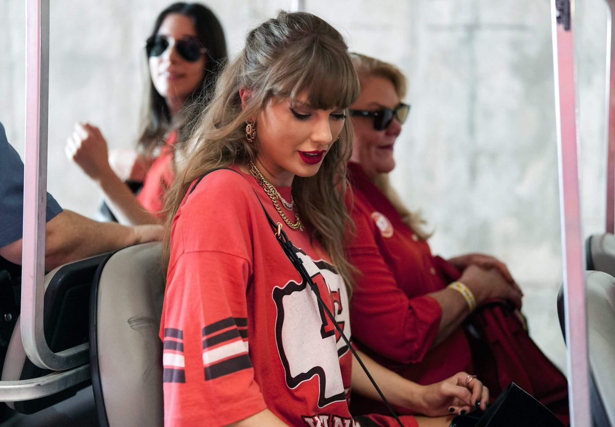 Does Taylor Swift really impact betting odds when she attends Chiefs games?