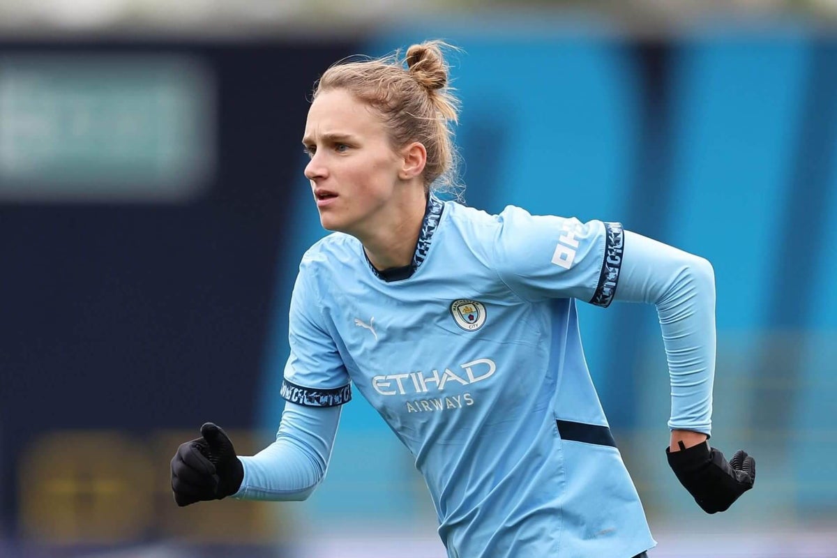 Manchester City’s Vivianne Miedema undergoes knee surgery