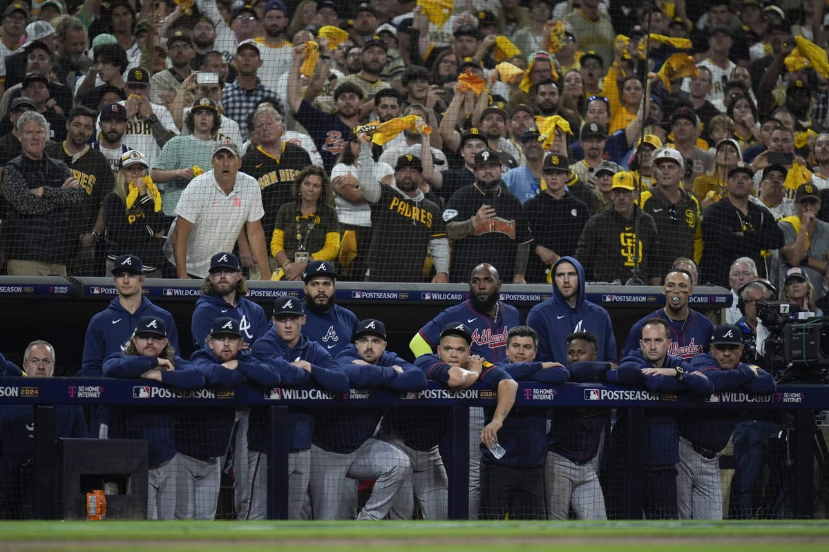 Max Fried makes painful exit, Braves swept by Padres in Wild Card Series