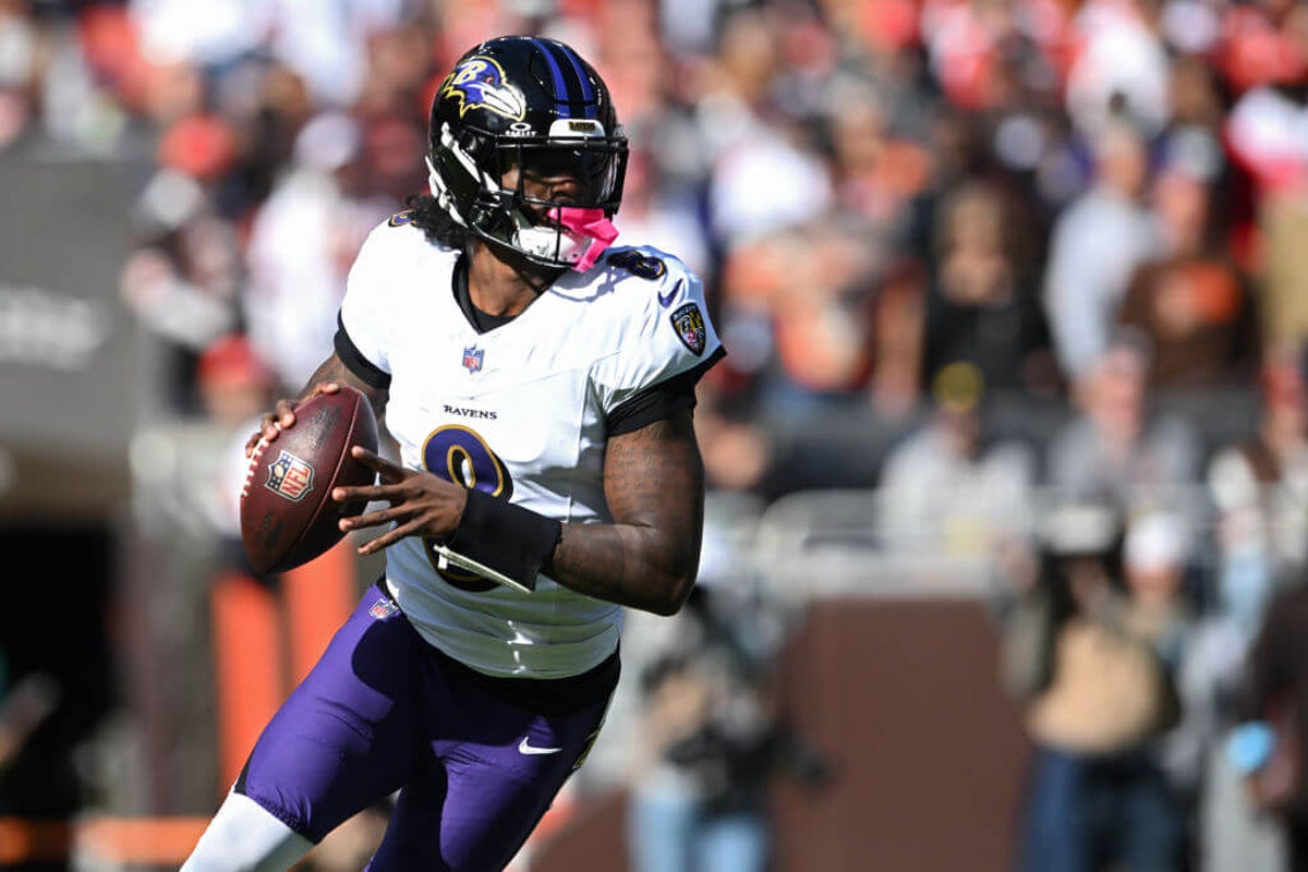 NFL Week 9 fantasy football, betting cheat sheet: Lamar Jackson back at practice