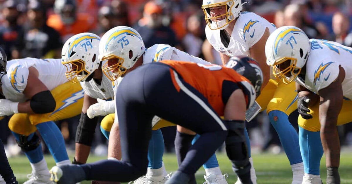 Broncos vs. Chargers predictions and live updates: NFL ‘Thursday Night Football’ score, odds and latest