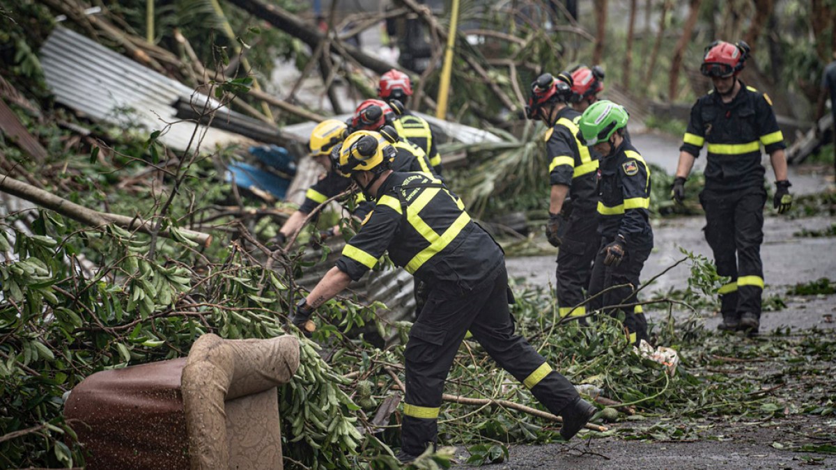 Aid efforts intensify in Mayotte after Cyclone Chido’s destruction | Newsfeed