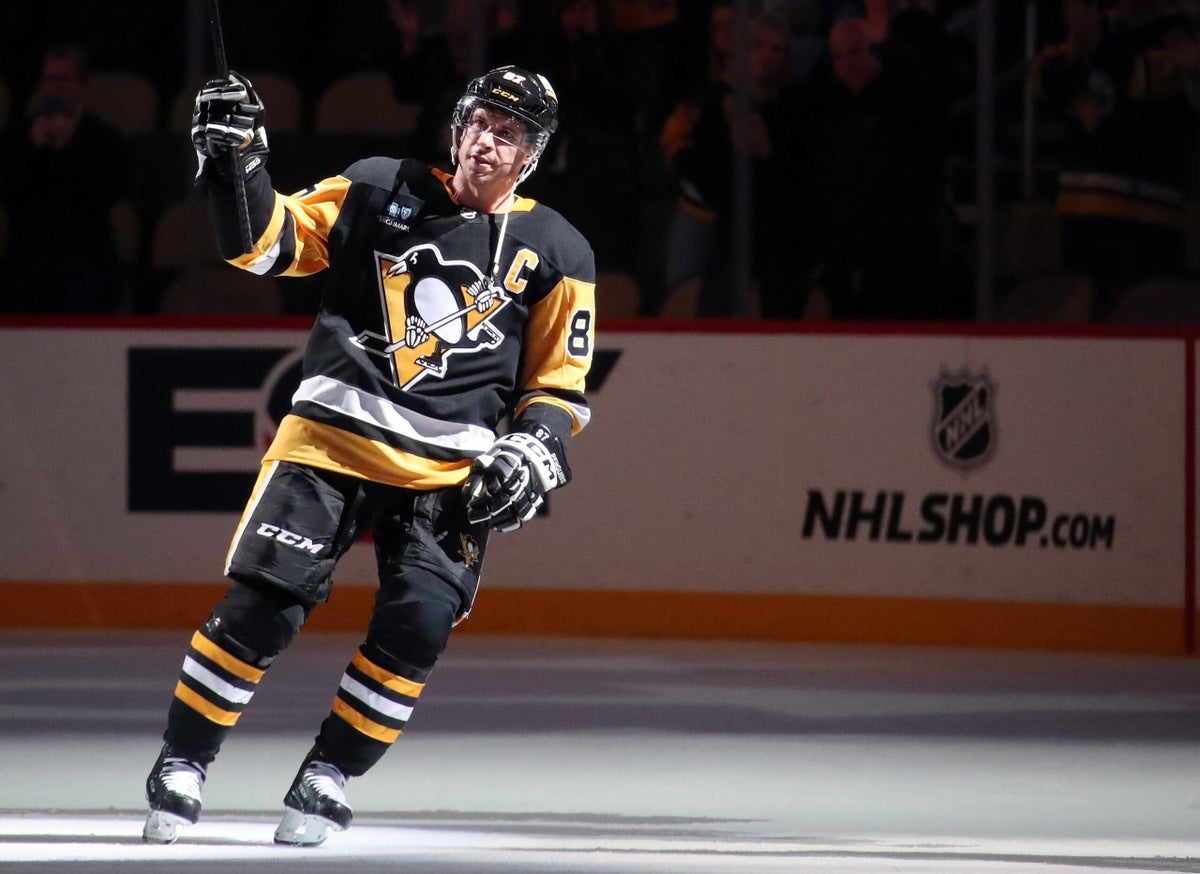 Move over, Mario: Sidney Crosby passes Lemieux to becomes Penguins’ assist leader