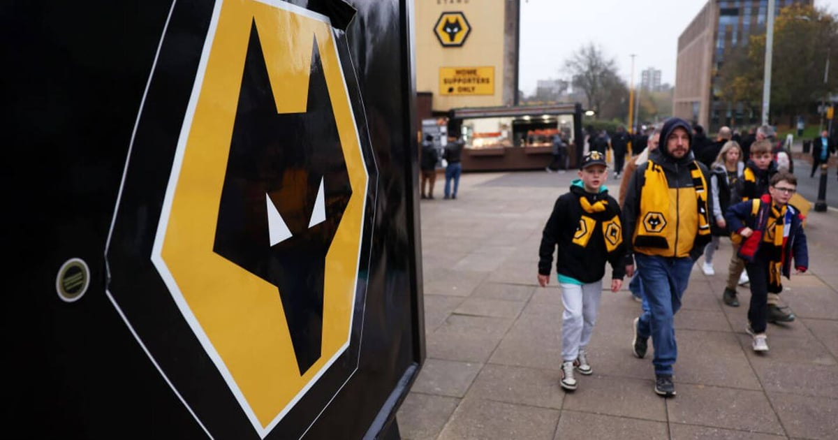 Wolves vs Manchester United live updates: Premier League predictions, team news and latest score