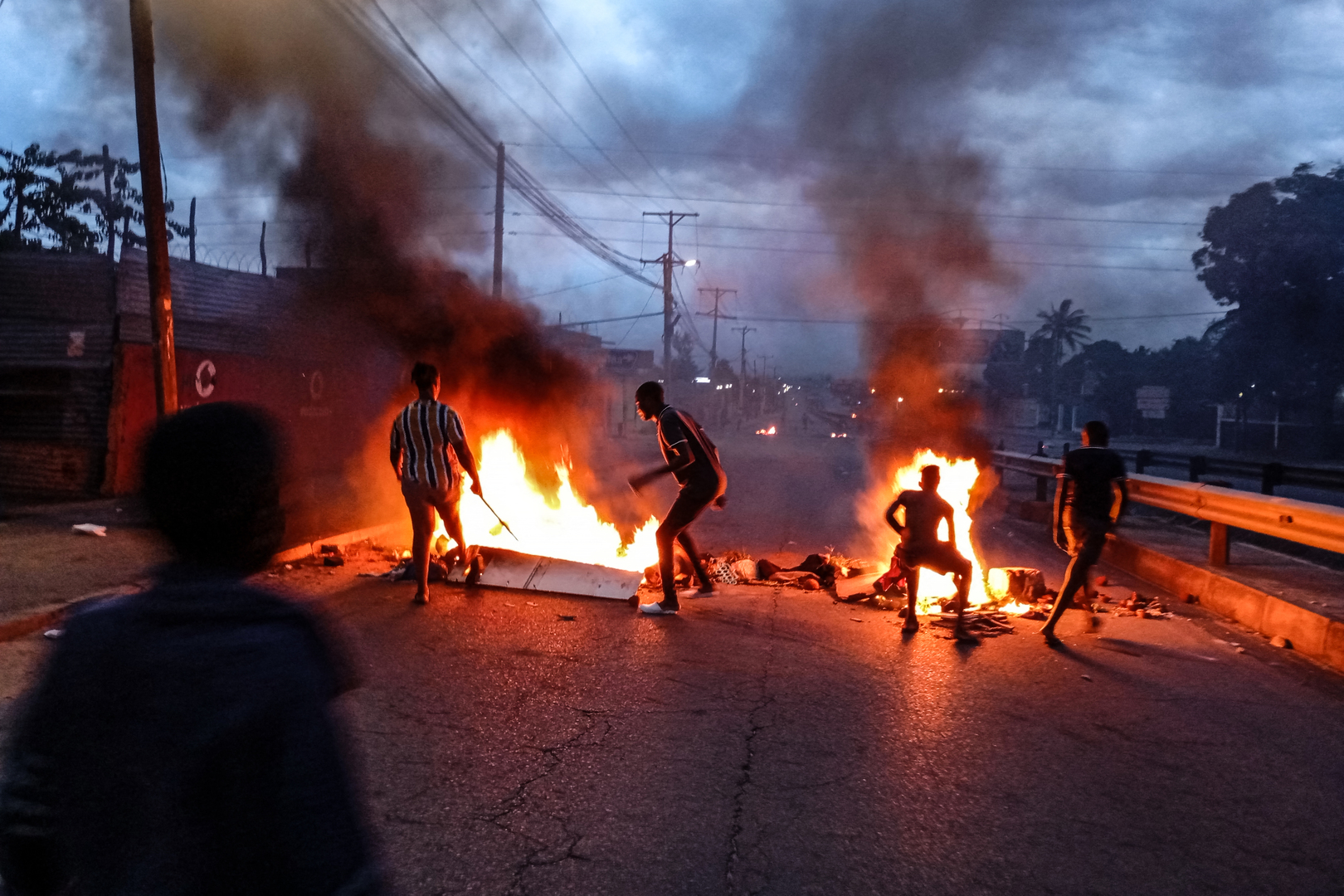 Protests as controversial election result upheld in Mozambique | Newsfeed