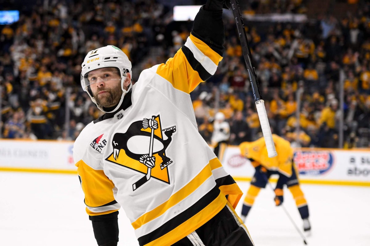 Penguins report cards: Bryan Rust, Rickard Rakell top of class