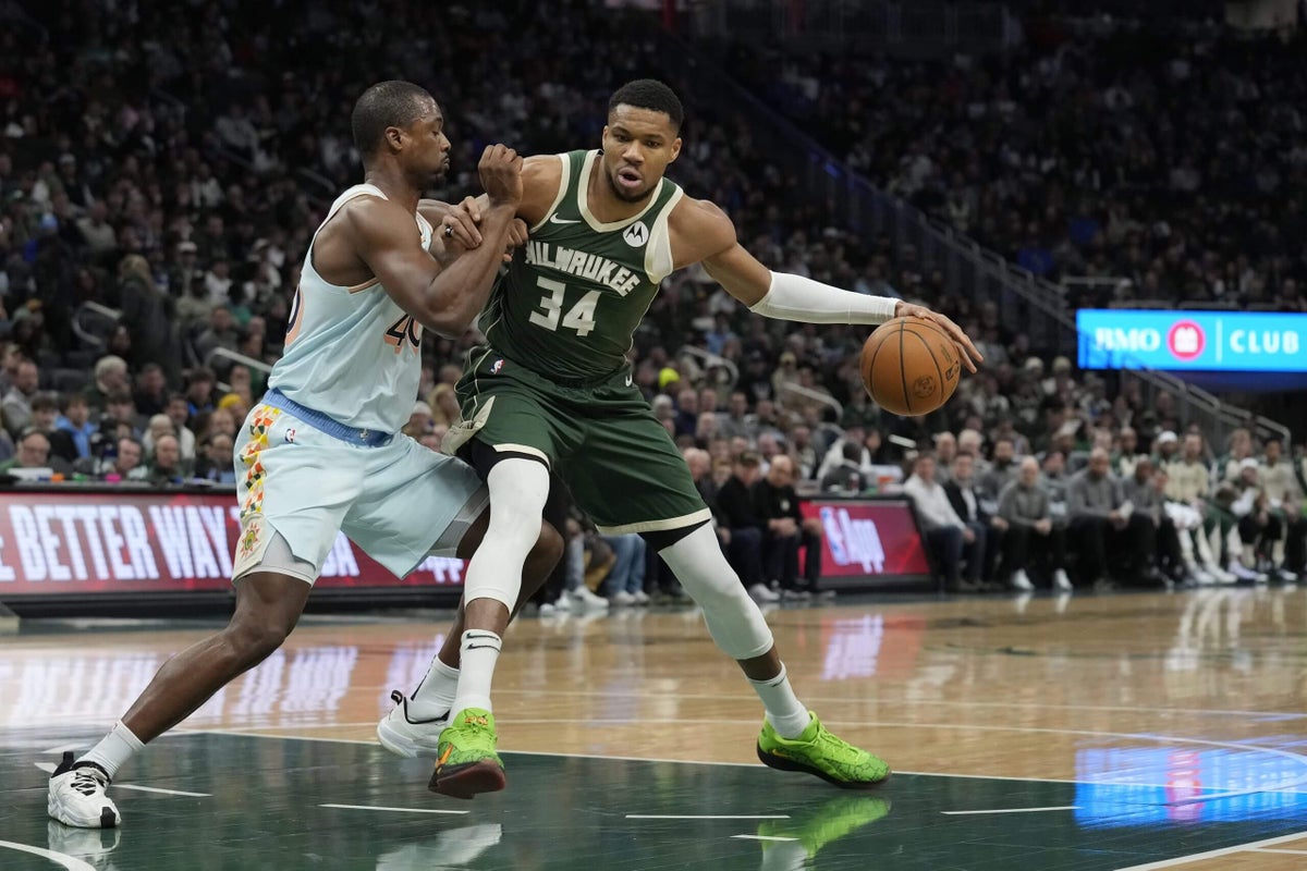 Spurs’ defensive shell game can’t stop Giannis, but it’s a good growth opportunity