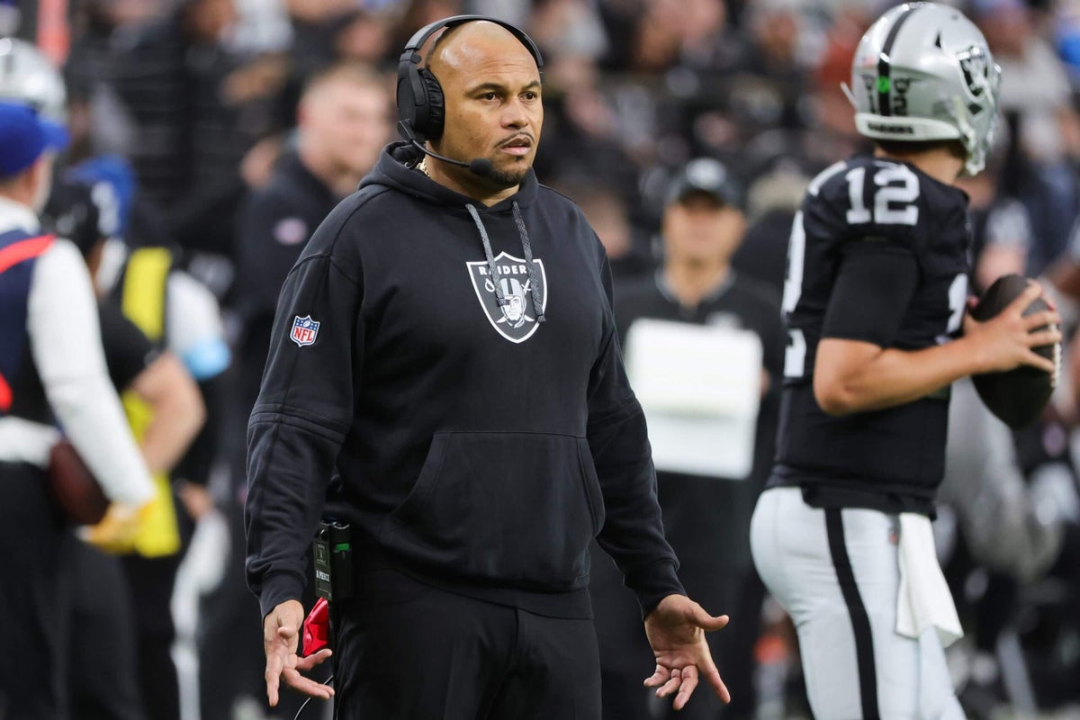 What went wrong with the Raiders and Antonio Pierce: A bad staff, QB problems and an unhappy WR