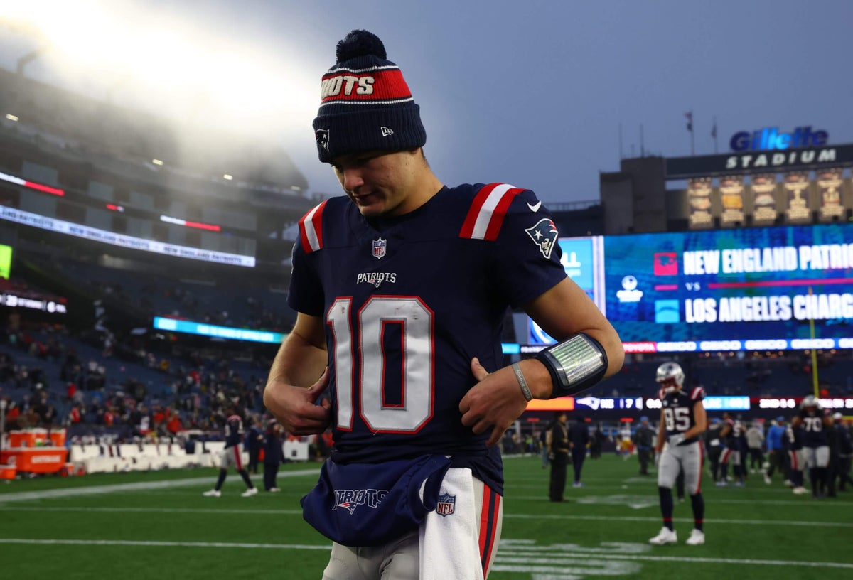 Why the Patriots should rest Drake Maye even though it sounds like they won’t